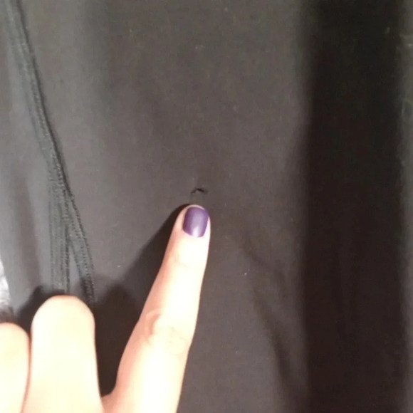 Lululemon train times 7/8 leggings size10 women(flawed) - Picture 6 of 8